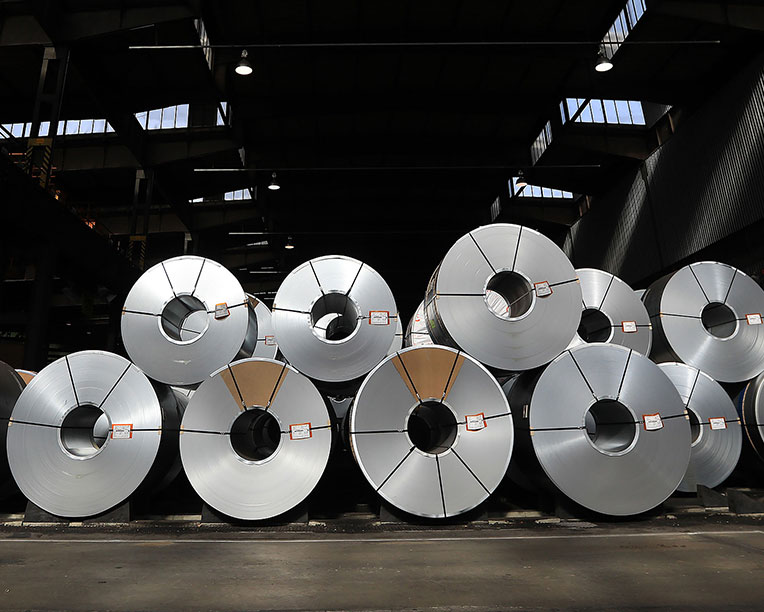 Sep17：Steel mills in many places increased overhauls, iron ore fell nearly 7%, and steel prices went up and down.